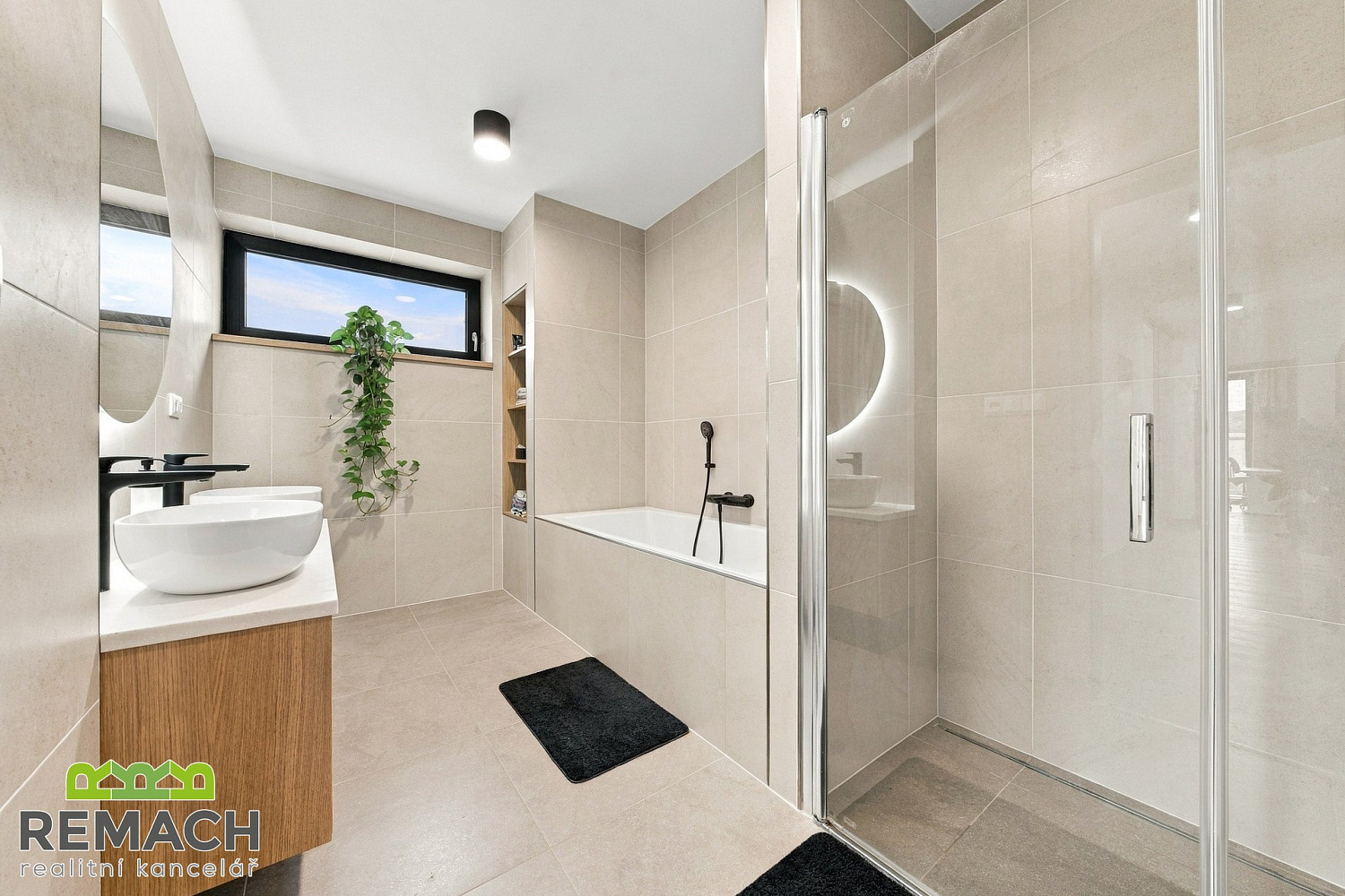 Prodej domu 223 m² s pozemkem 1 395 m² – fotografie 3