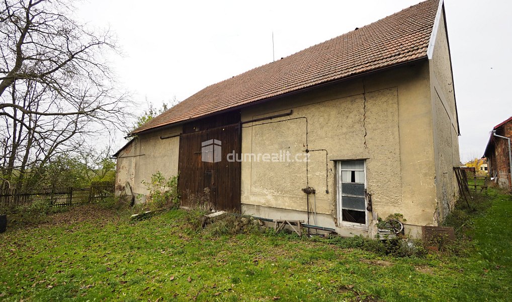 Prodej výrobních prostor 4 412 m², Mšeno – náhled fotky 11
