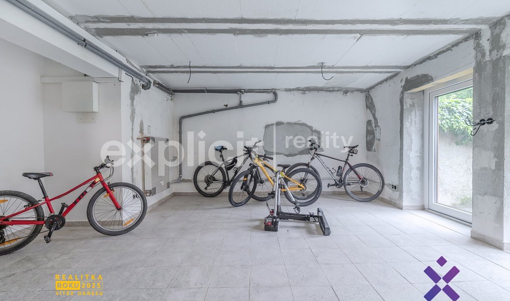 Prodej domu 163 m² s pozemkem 616 m², Šumice – náhled fotky 22
