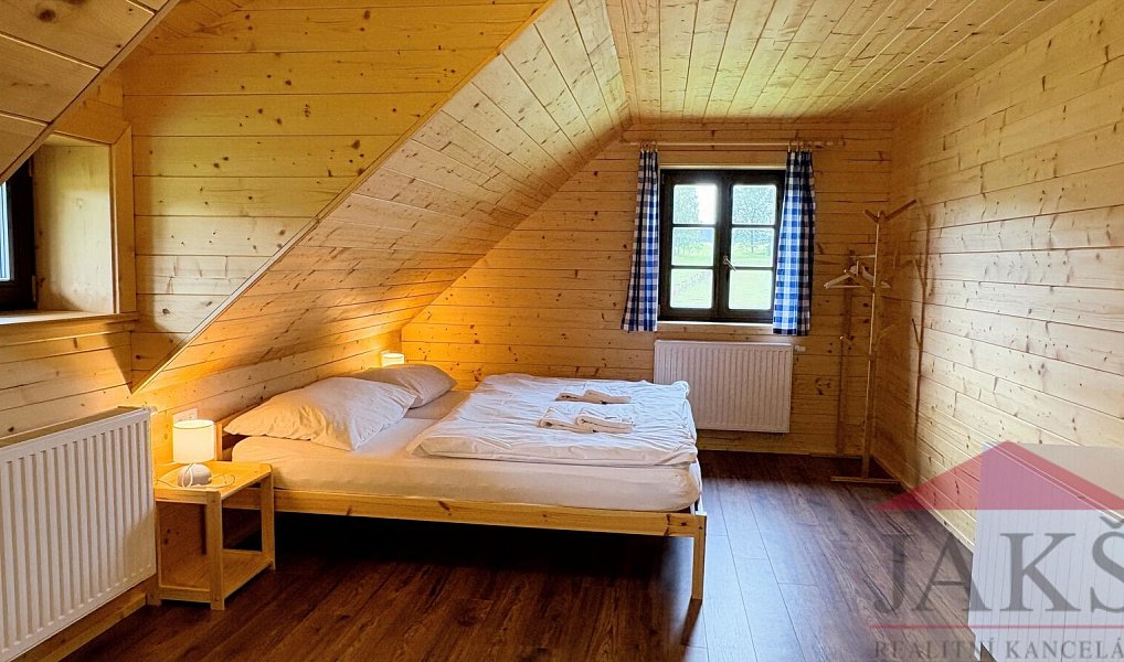 Prodej domu 187 m² s pozemkem 2 125 m², Srní – náhled fotky 21
