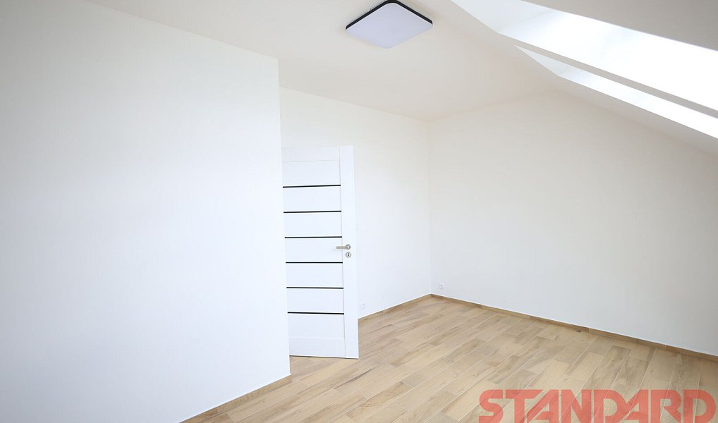 Pronájem bytu 2+kk 45 m², Přeštice – náhled fotky 12
