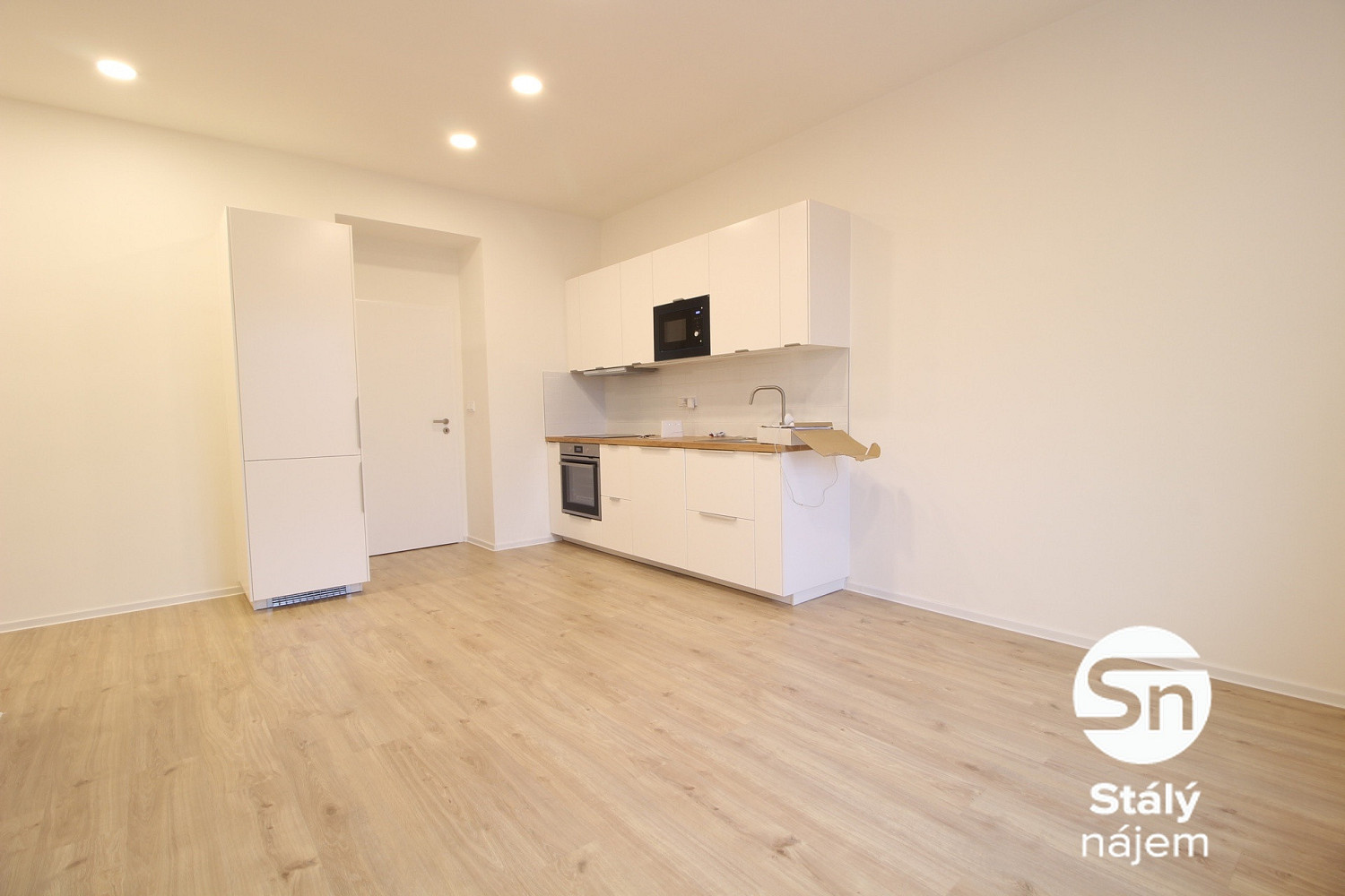 Pronájem bytu 2+kk 51 m² — photo 2