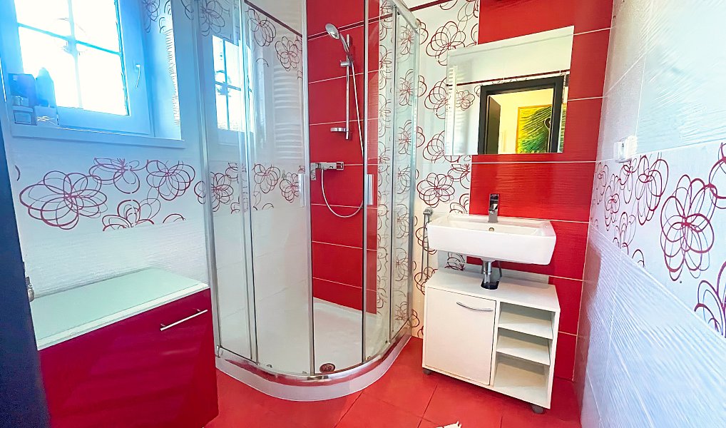 Prodej domu 217 m² s pozemkem 678 m², Srubec – náhled fotky 14