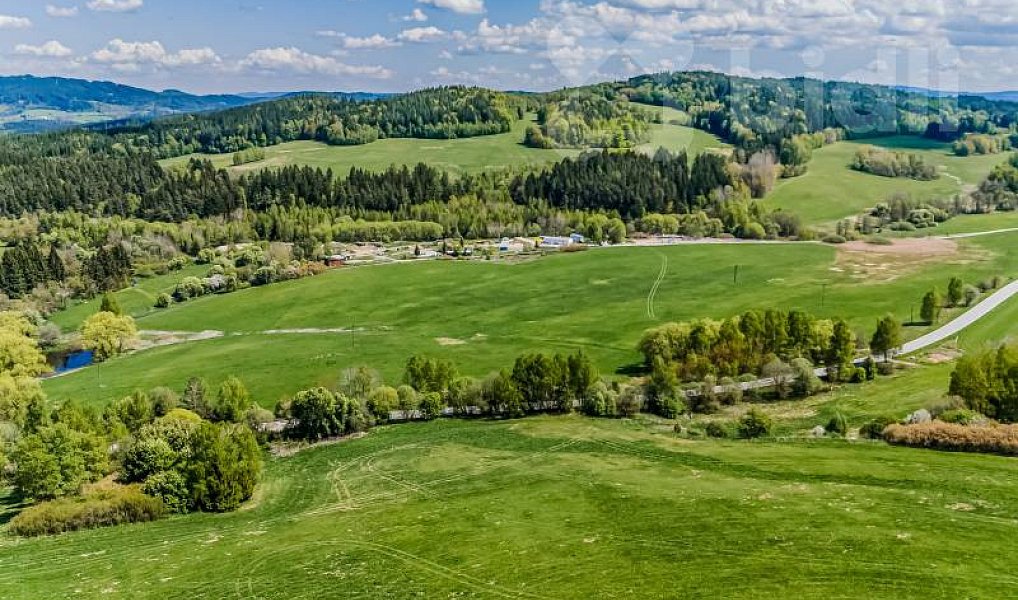 Prodej komerčního pozemku 30 000 m², Vyšší Brod – náhled fotky 2