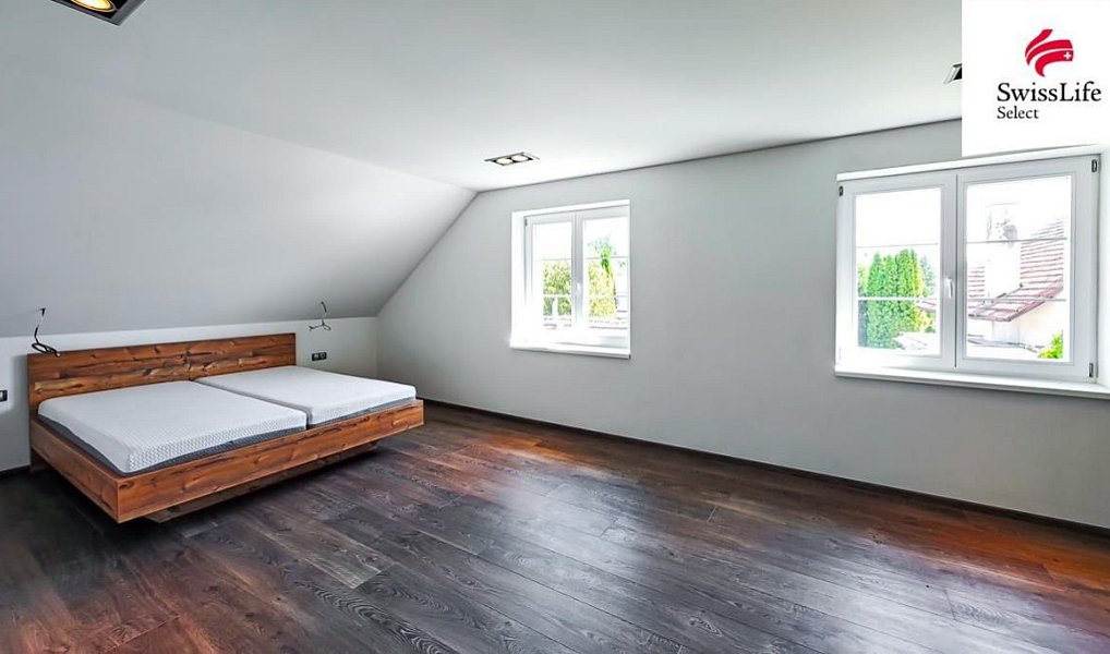 Prodej domu 211 m² s pozemkem 975 m², Ostrov – náhled fotky 18