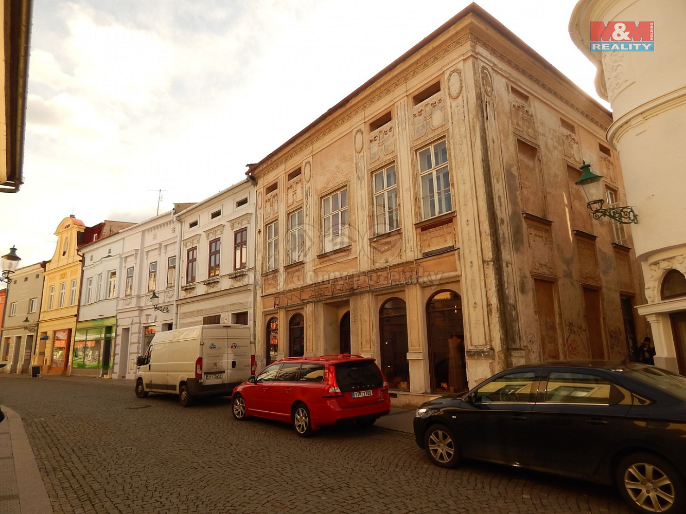 Pronájem domu 565 m² s pozemkem 565 m²