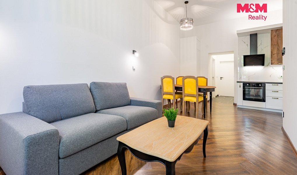 Prodej bytu 2+kk 50 m², Horní Planá – náhled fotky 2
