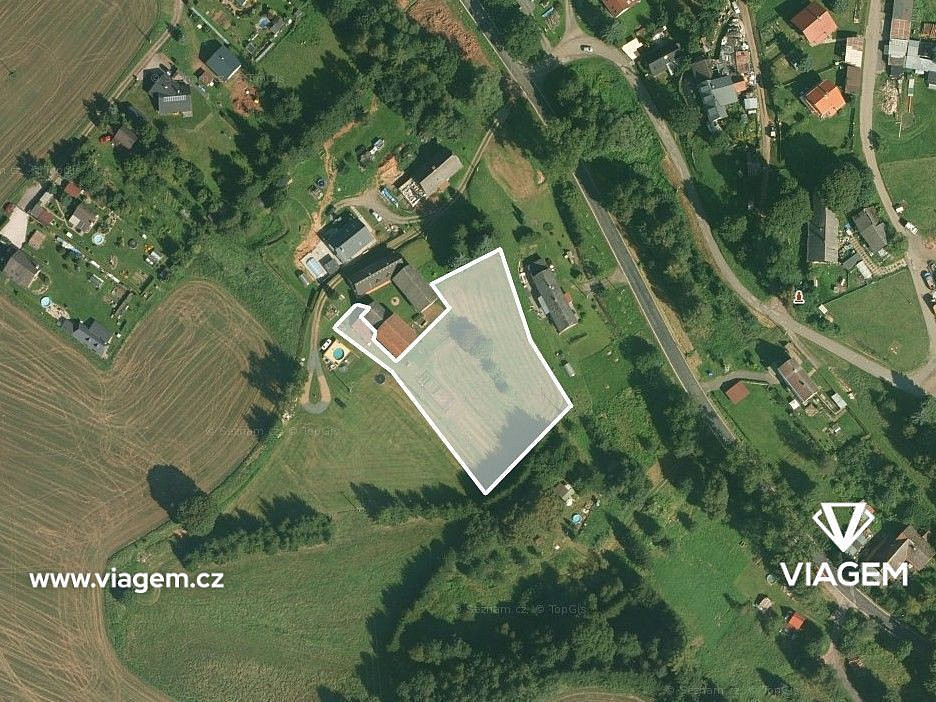Prodej pole 584 m²