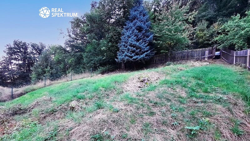 Prodej stavebního pozemku 414 m² – pohled 6