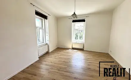 Pronájem bytu 1+kk 34 m²