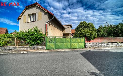 Prodej domu 258 m² s pozemkem 788 m², Polní Chrčice, okres Kolín