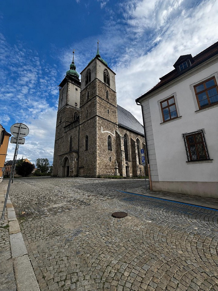 Pronájem bytu 2+kk 73 m² – fotografie 2