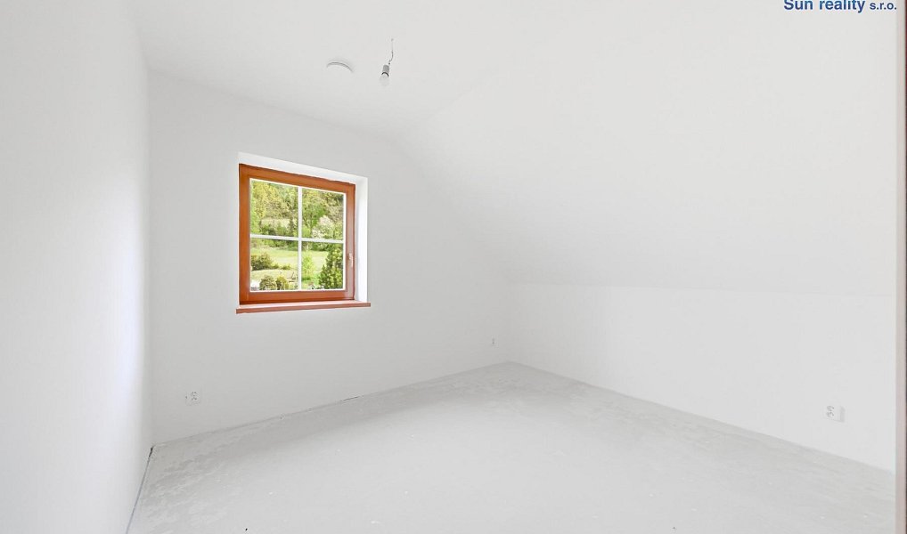 Prodej domu 180 m² s pozemkem 2 195 m², Zubří – náhled fotky 15