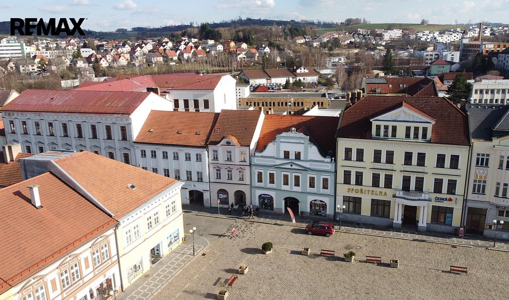 Prodej domu 490 m² s pozemkem 448 m², Pelhřimov – náhled fotky 2