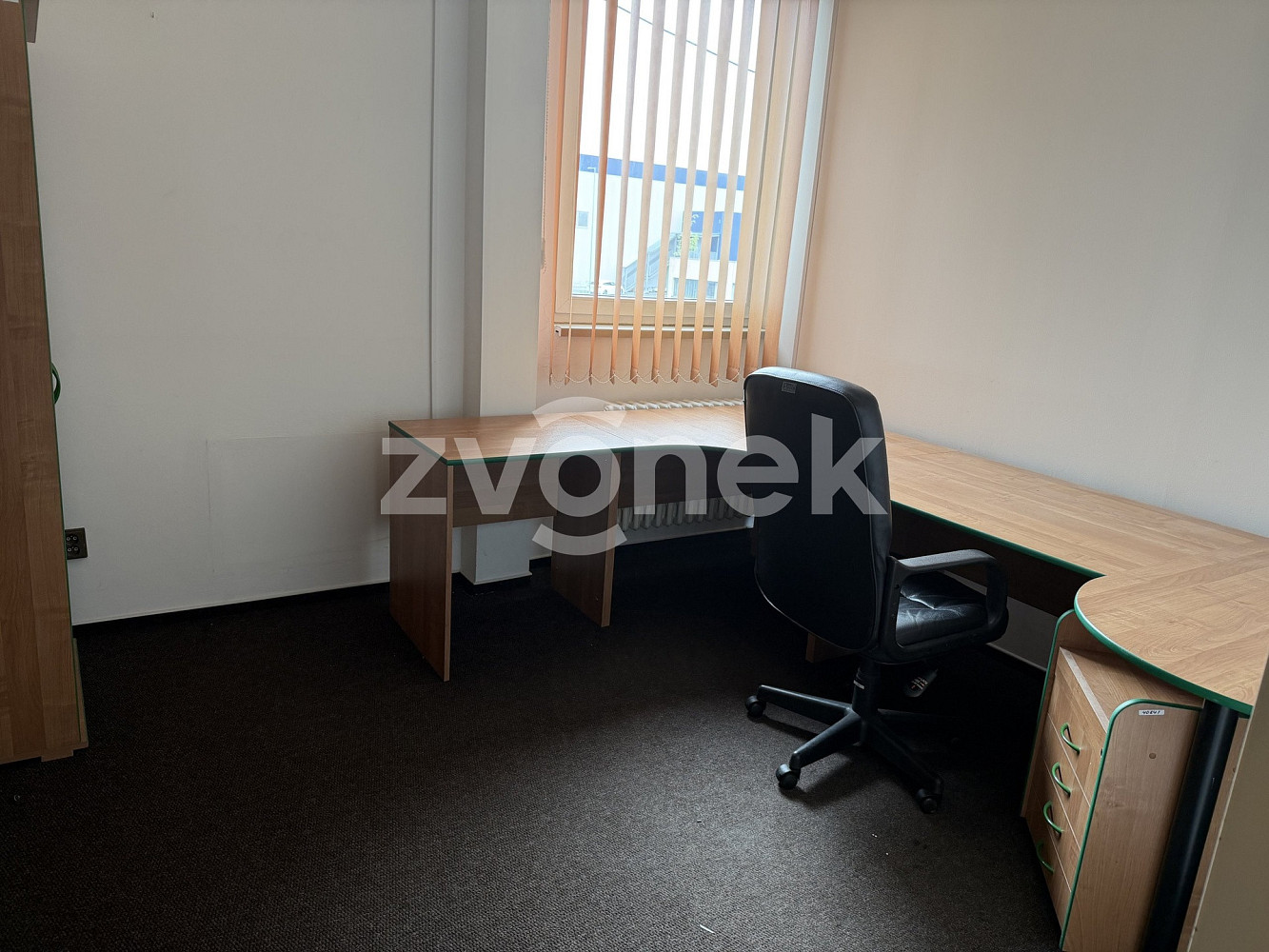 Pronájem kanceláře 18 m² – fotografie 4