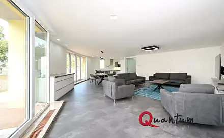 Pronájem bytu 4+kk 167 m²