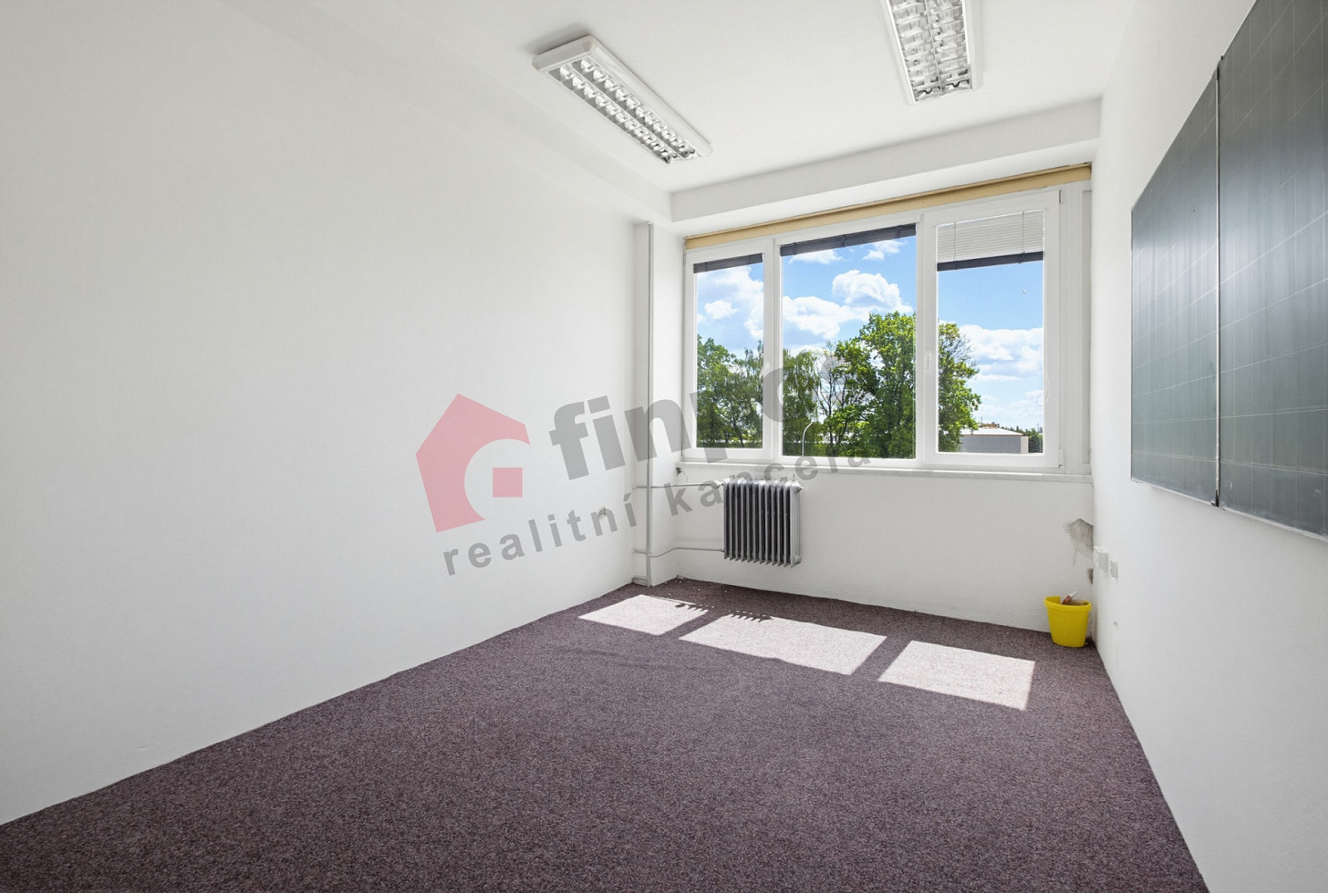 Pronájem kanceláře 131 m² – fotografie 5