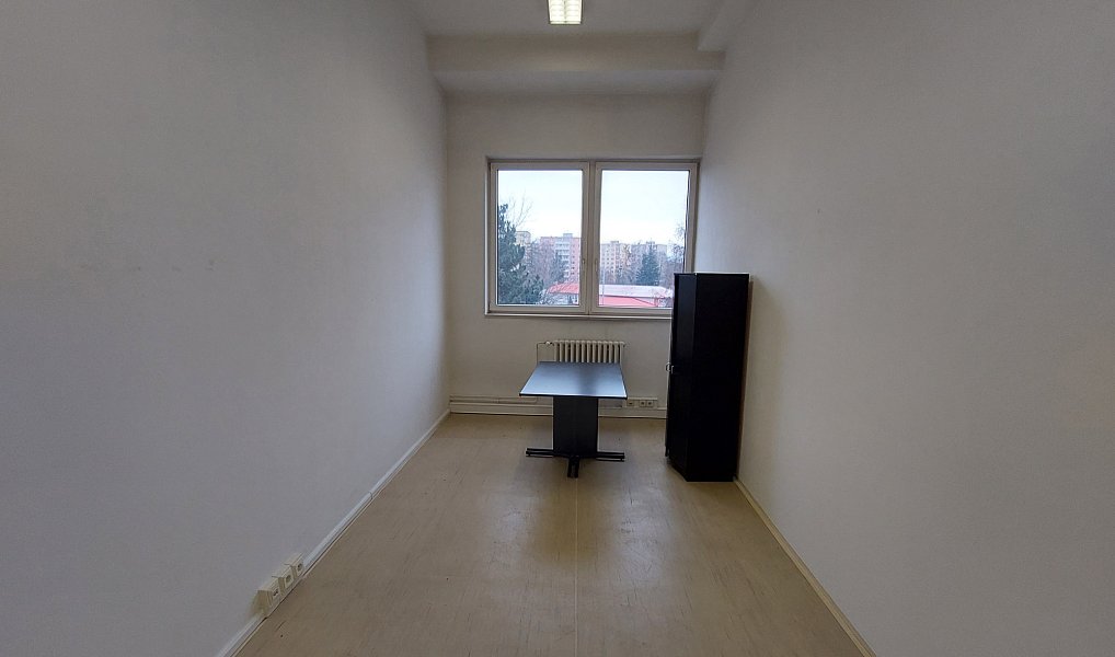 Pronájem kanceláře 22 m², Bruntál – náhled fotky 2