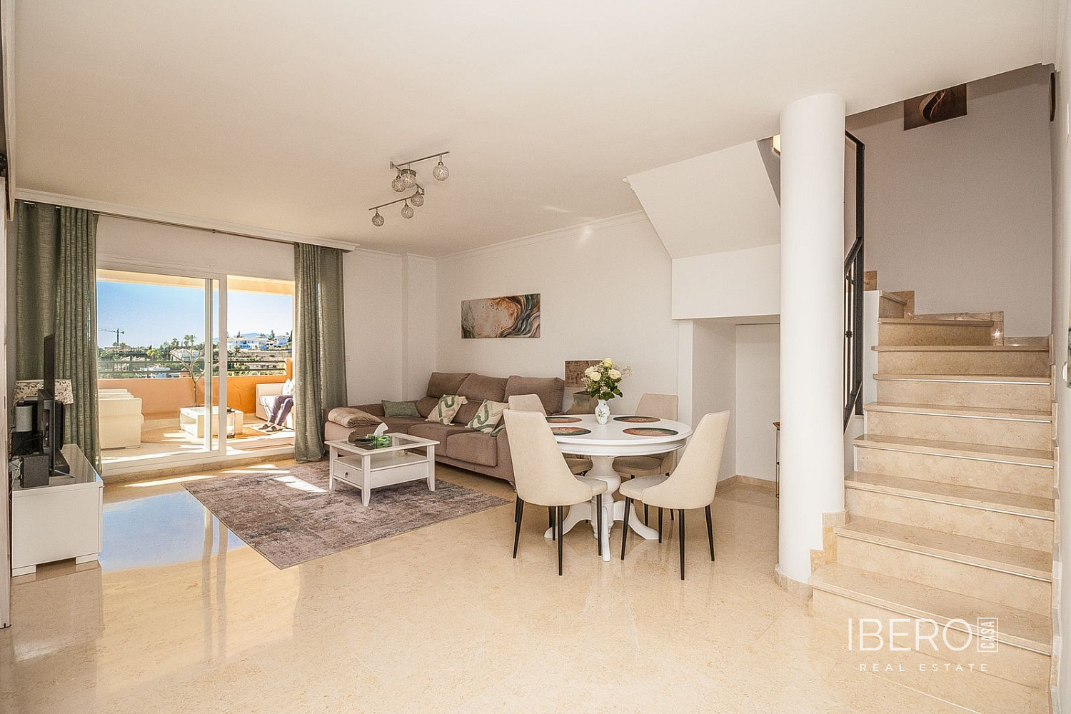 Prodej bytu 3+kk 121 m² - Vista 2