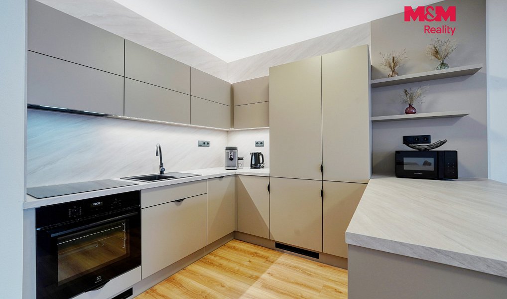Prodej bytu 3+kk 100 m², Železná Ruda – náhled fotky 9
