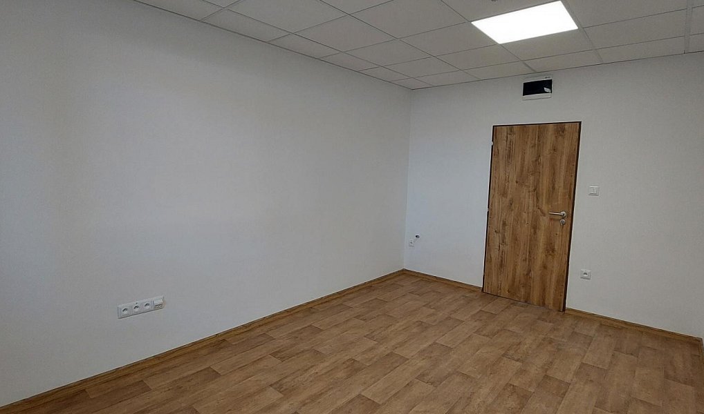 Pronájem kanceláře 15 m², Valašské Meziříčí – náhled fotky 4