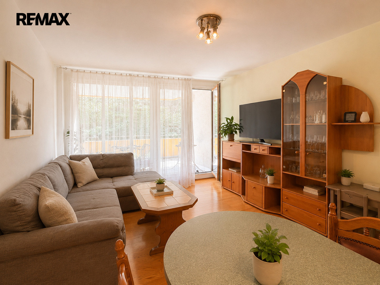 Pronájem bytu 3+kk 82 m² — photo 3