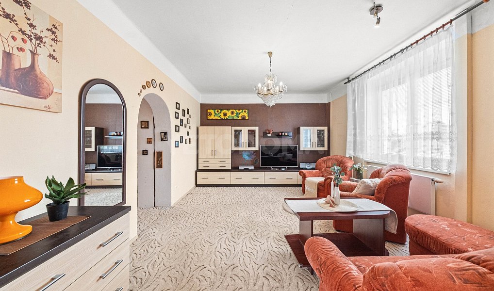 Prodej domu 176 m² s pozemkem 466 m², Plzeň – náhled fotky 9