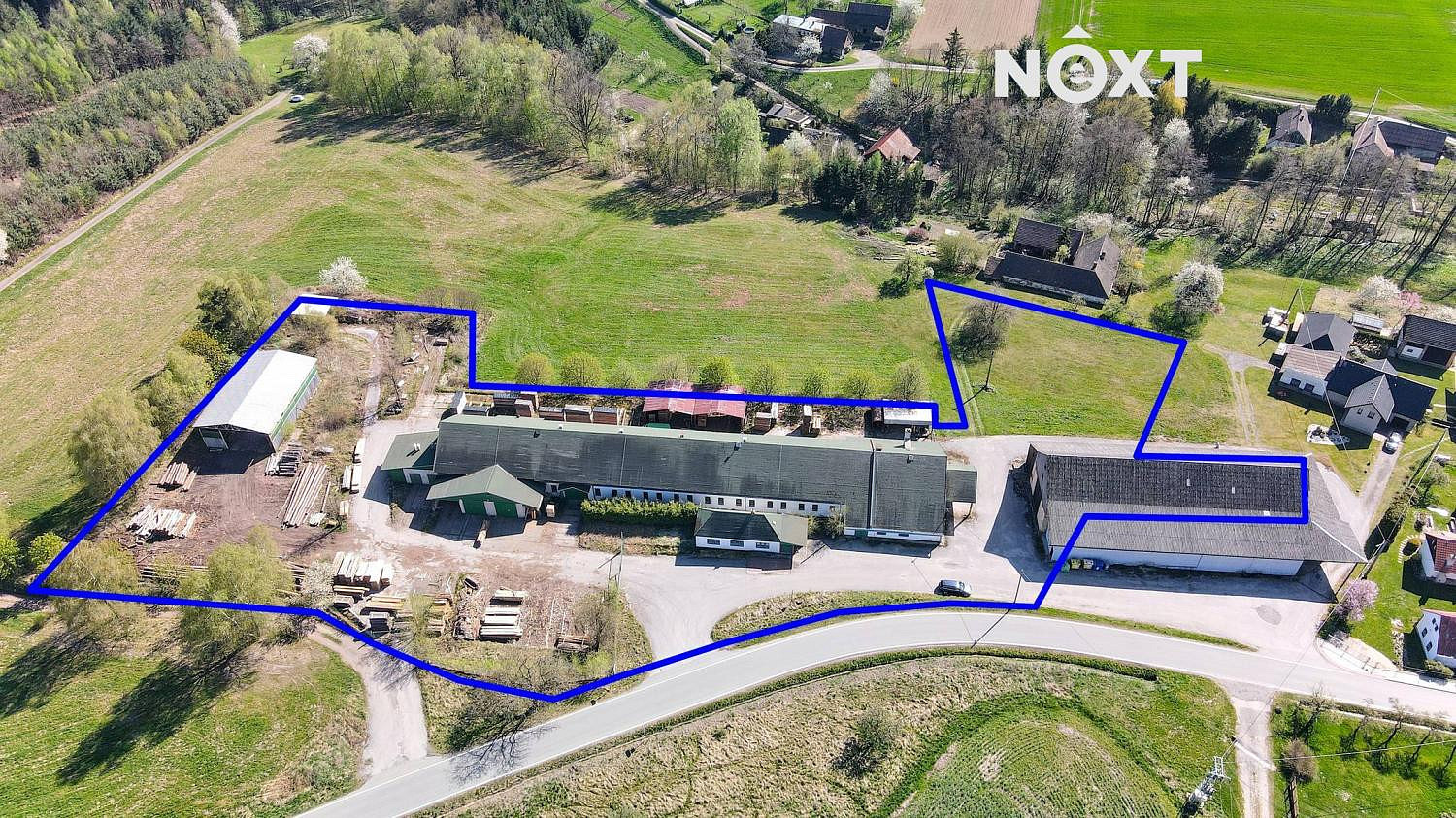 Prodej výrobních prostor 900 m²