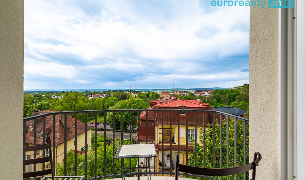 Prodej bytu 4+kk 117 m², Mariánské Lázně – náhled fotky 8