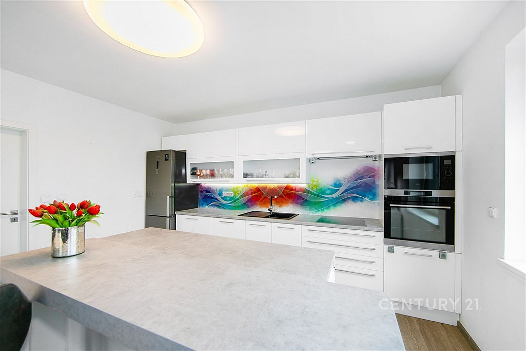 Prodej domu 167 m² s pozemkem 478 m² — photo 2