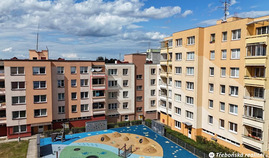 Prodej bytu 4+1 78 m², Jindřichův Hradec – náhled fotky 14