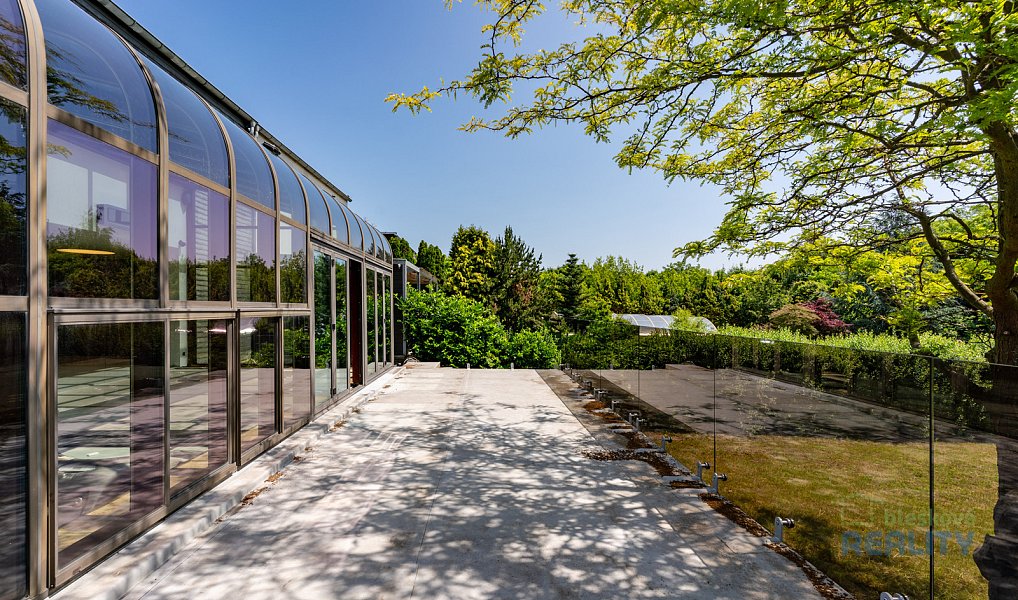 Prodej domu 241 m² s pozemkem 804 m², Praha – náhled fotky 2
