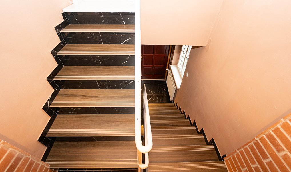 Prodej domu 150 m² s pozemkem 1 418 m², Horní Jelení – náhled fotky 11