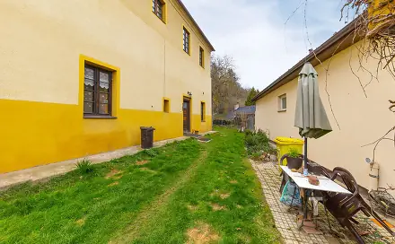 Prodej domu 258 m² s pozemkem 991 m², Benešovská, Nespeky, okres Benešov