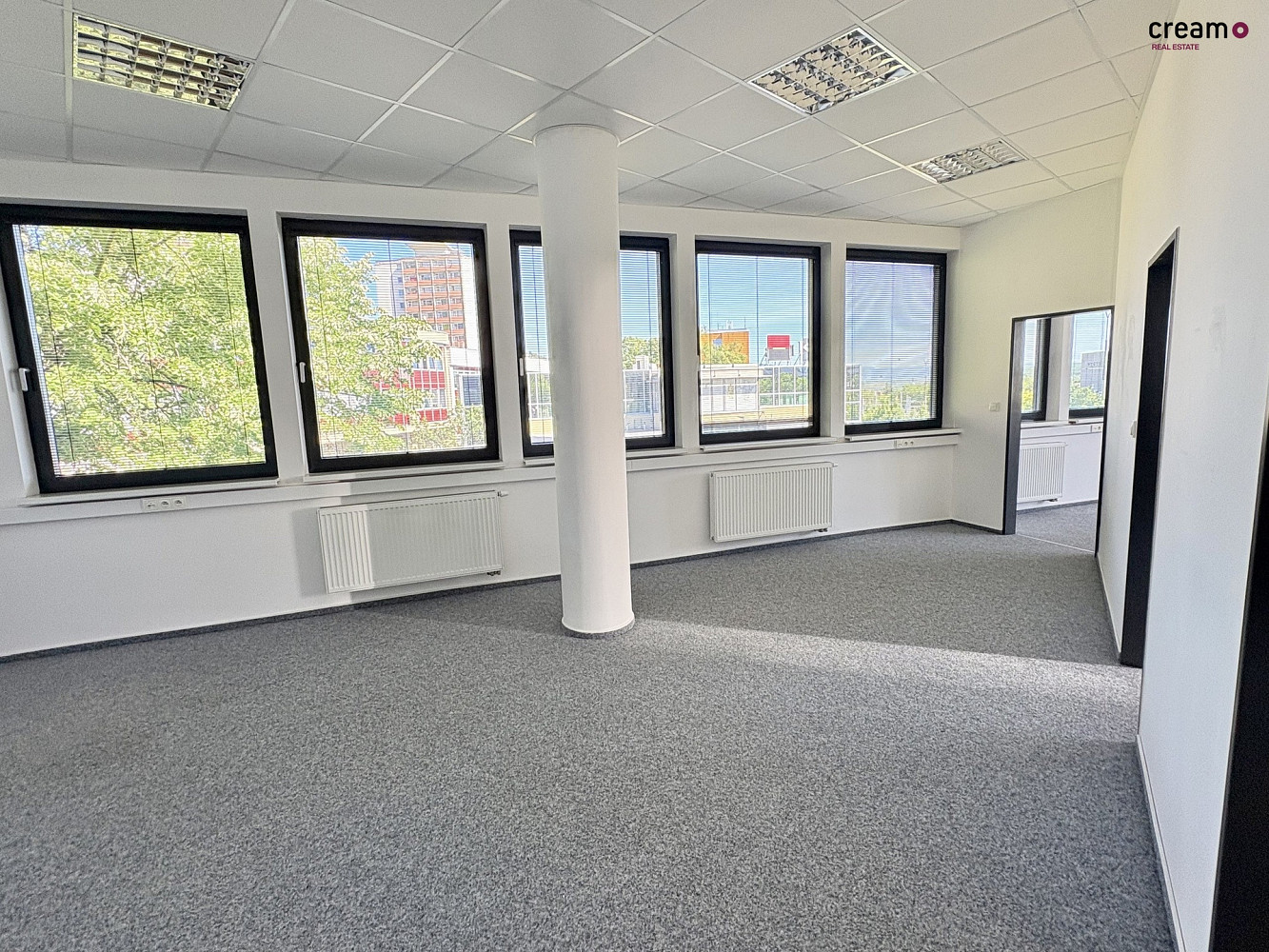 Pronájem kanceláře 72 m², Most