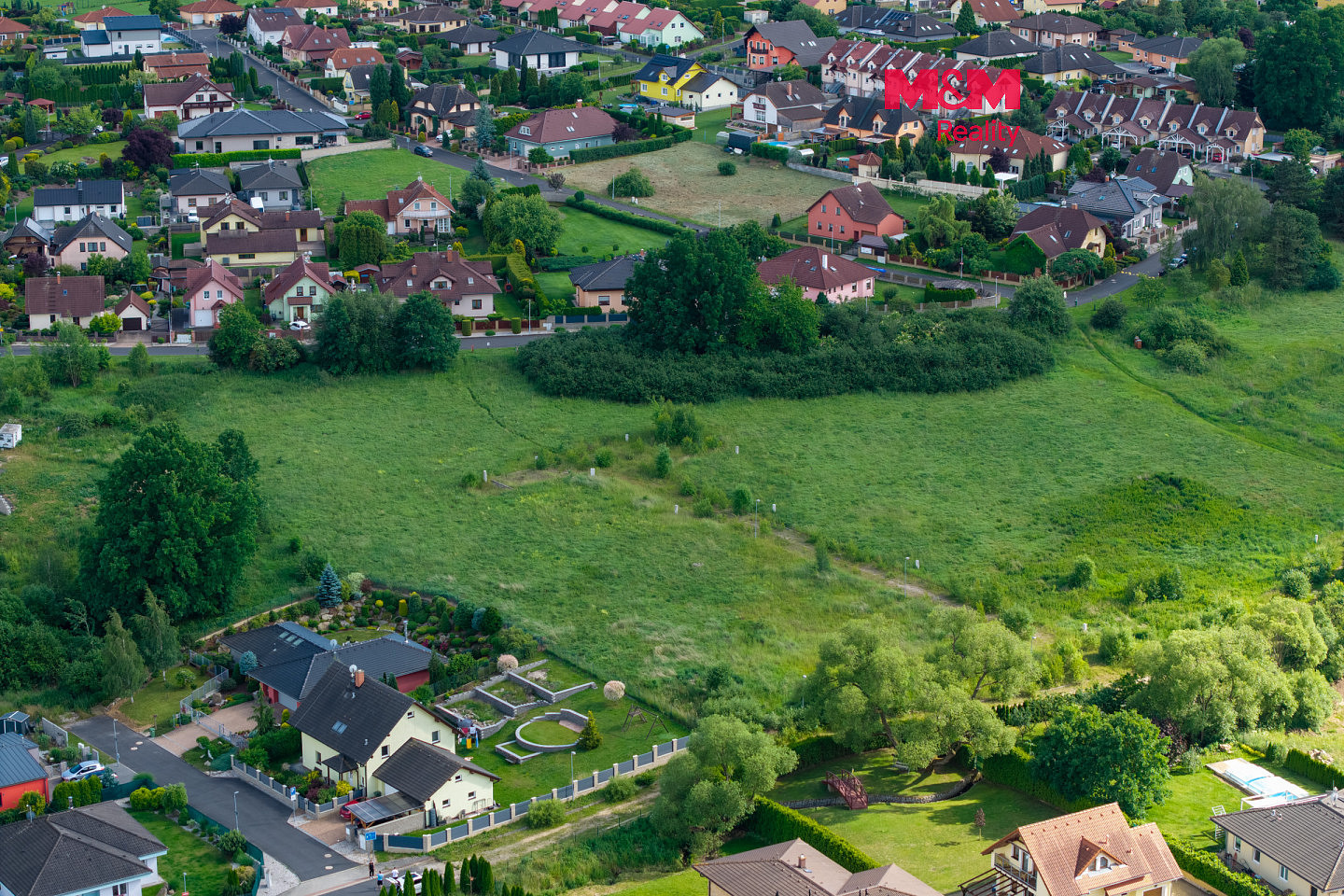 Prodej stavebního pozemku 21 450 m²