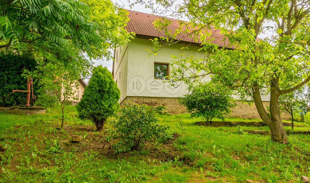 Prodej domu 140 m² s pozemkem 2 049 m², Chabeřice – fotka 1 z 22