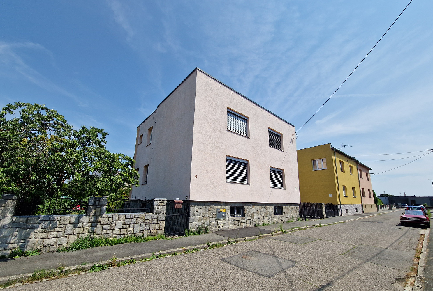 Prodej domu 168 m² s pozemkem 793 m²