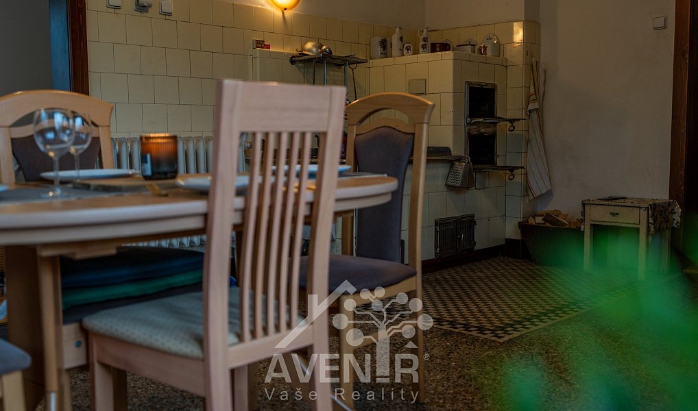 Prodej domu 244 m² s pozemkem 1 336 m², Bozkov – náhled fotky 18