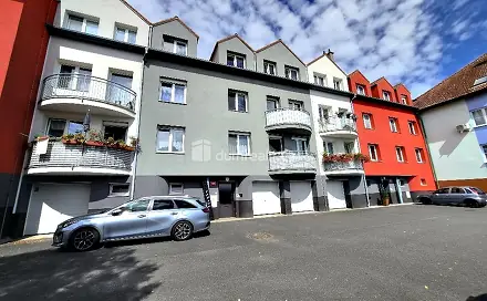 Prodej bytu 3+1 78 m², Na Vyhlídce, Stříbro, okres Tachov