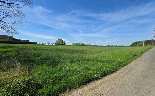 Prodej stavebního pozemku 1 600 m², Chářovice, okres Benešov