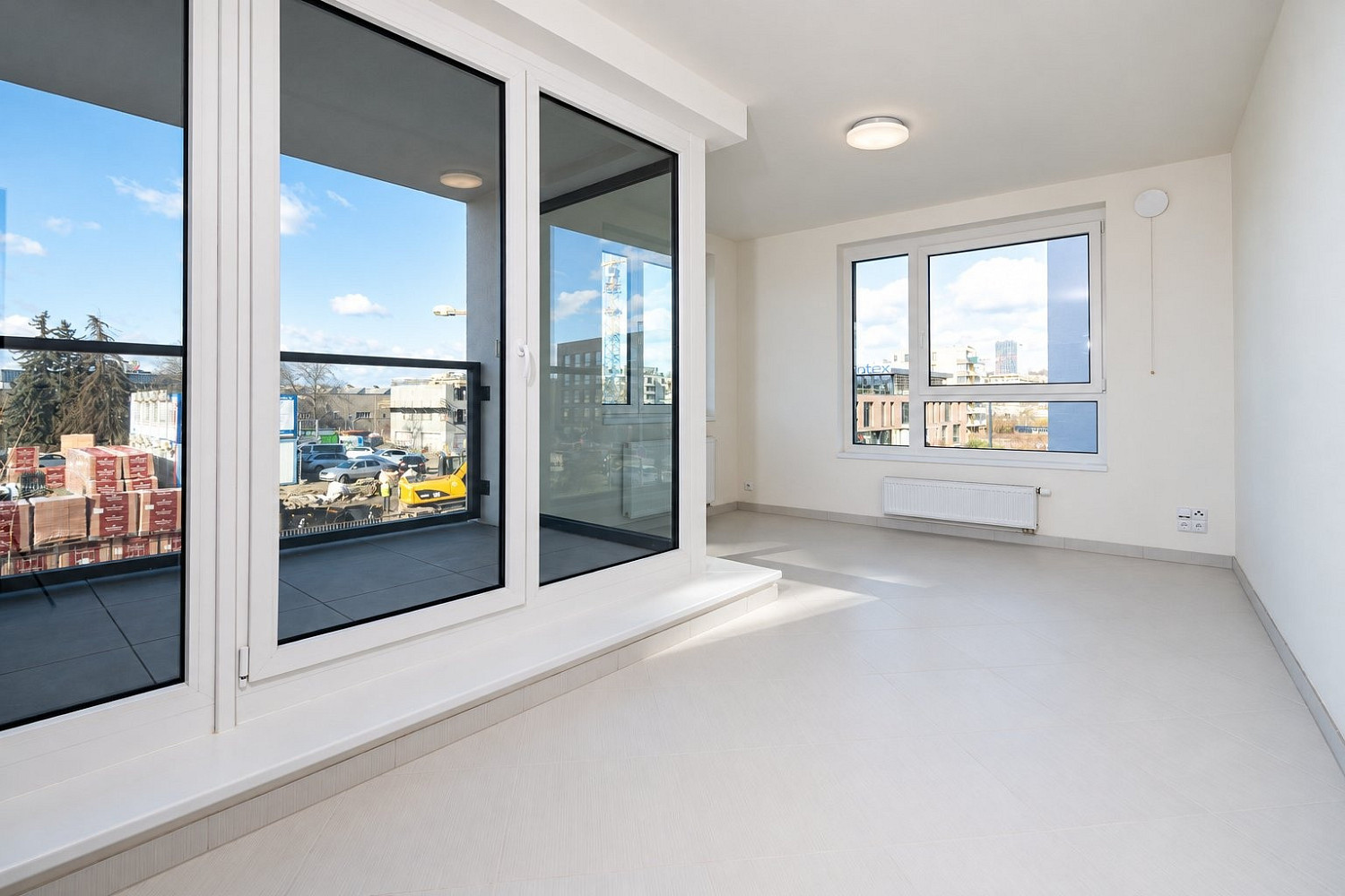 Pronájem bytu 2+kk 53 m² – fotografie 3
