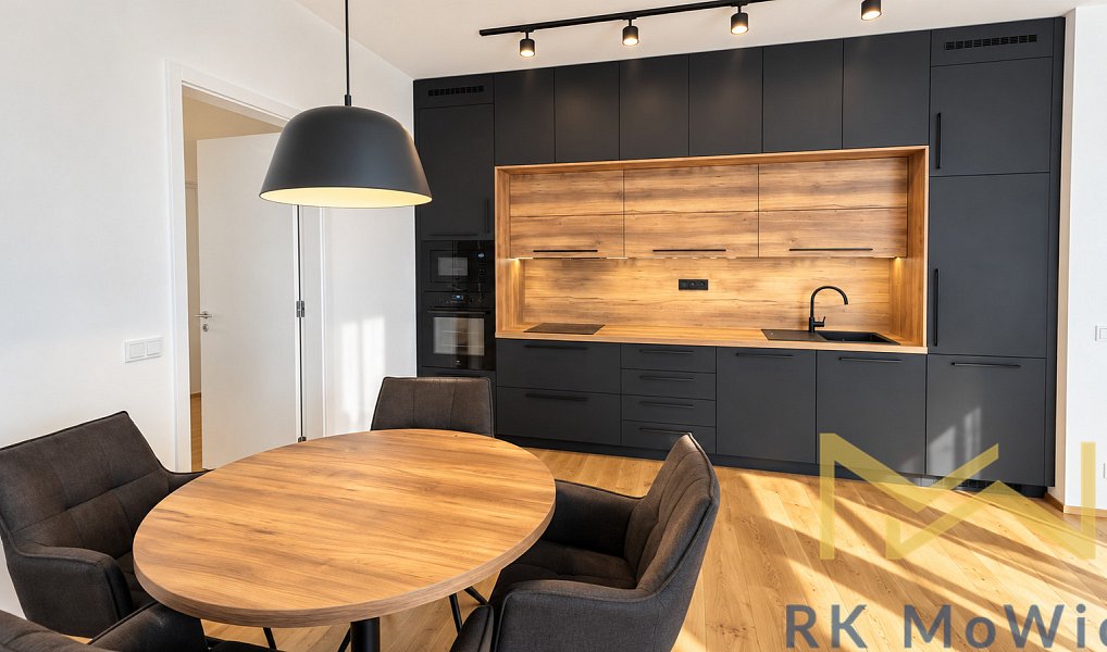 Pronájem bytu 2+kk 58 m², Praha – náhled fotky 2