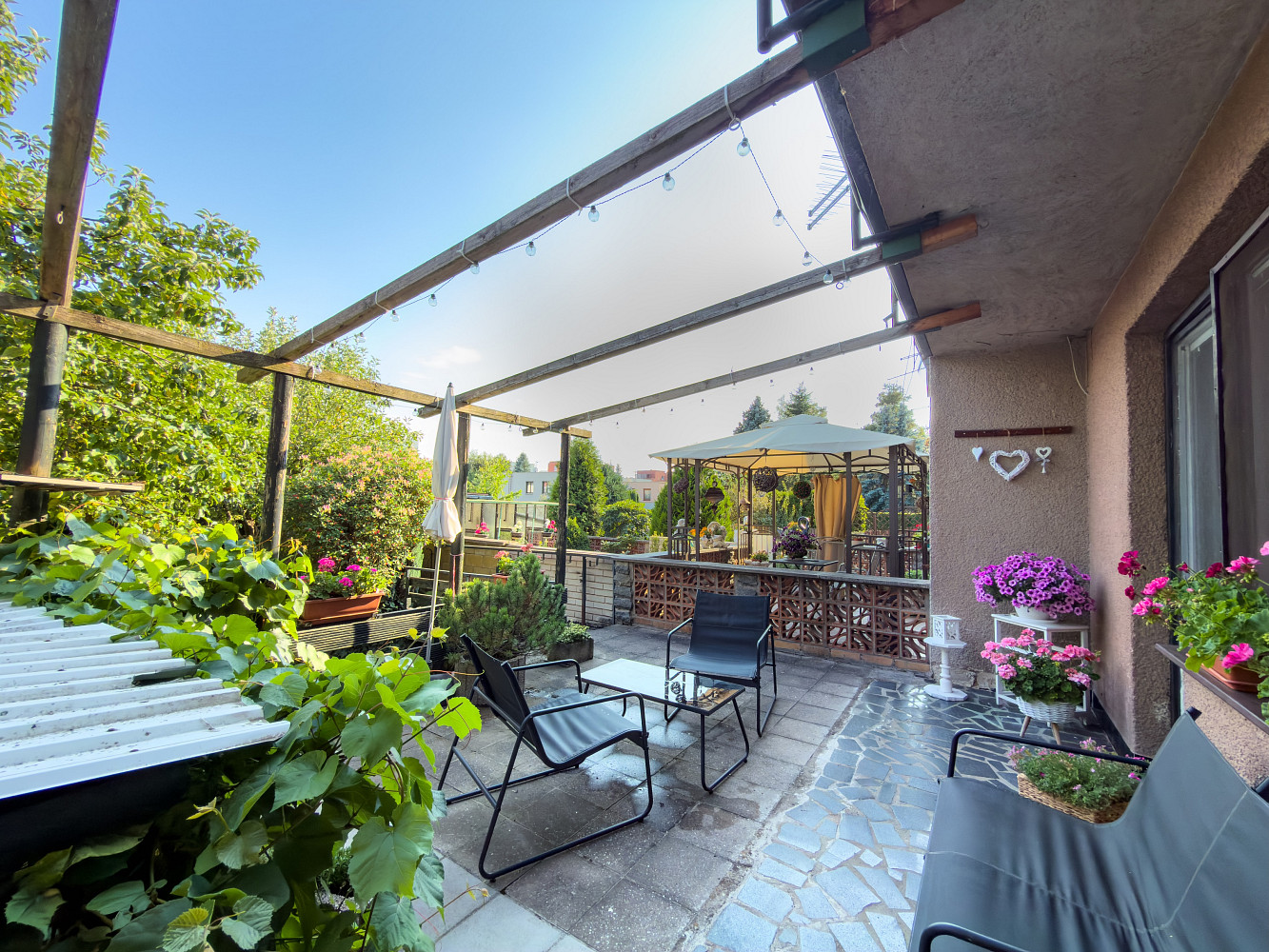 Prodej domu 160 m² – fotografie 2