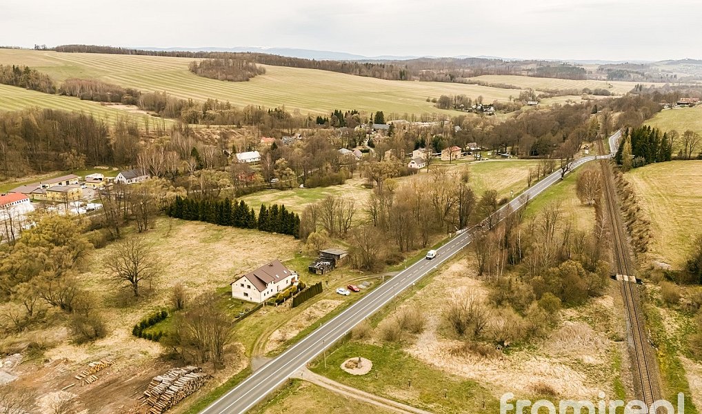Prodej domu 180 m² s pozemkem 1 481 m², Lomnice – náhled fotky 28