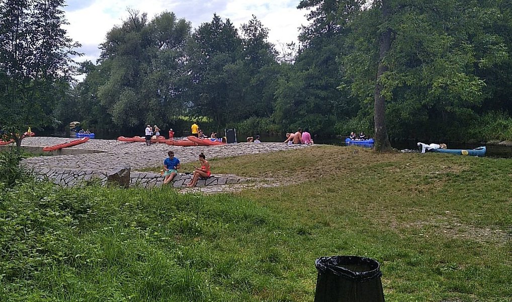 Prodej komerčního pozemku 795 m², Žichovice – náhled fotky 2