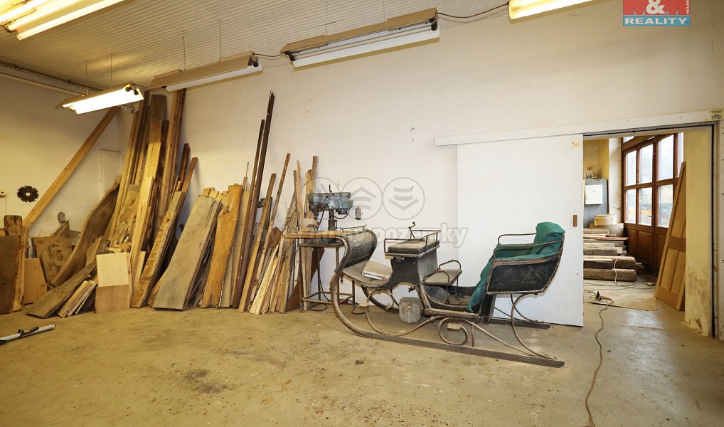 Prodej výrobních prostor 1 000 m², Plesná – náhled fotky 6