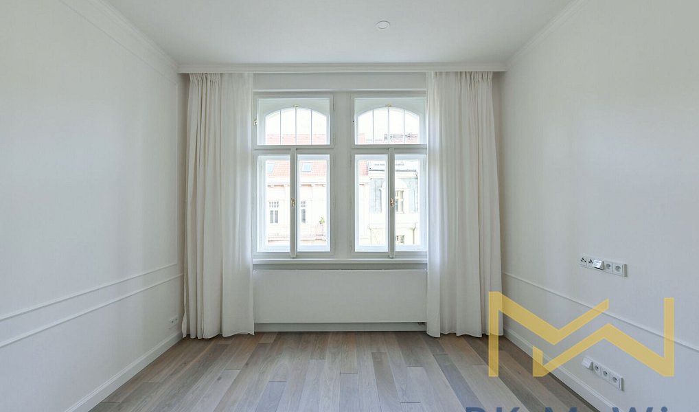 Pronájem bytu 2+kk 56 m², Praha – náhled fotky 3