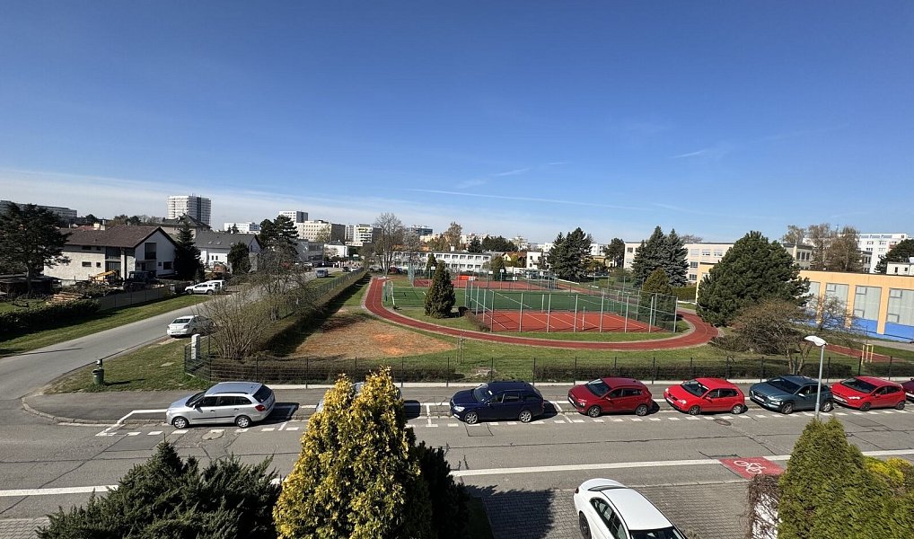Prodej domu 150 m² s pozemkem 370 m², Hradec Králové – náhled fotky 31