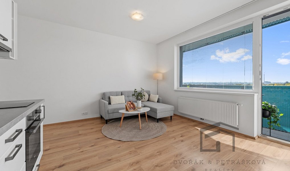 Prodej bytu 1+kk 30 m², Praha – náhled fotky 8